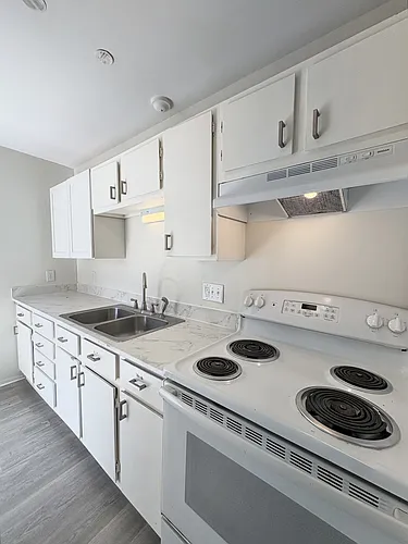 82 N Kelsey St #4 Photo 1