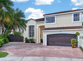 15500 SW 99th Ln, Miami, FL 33196