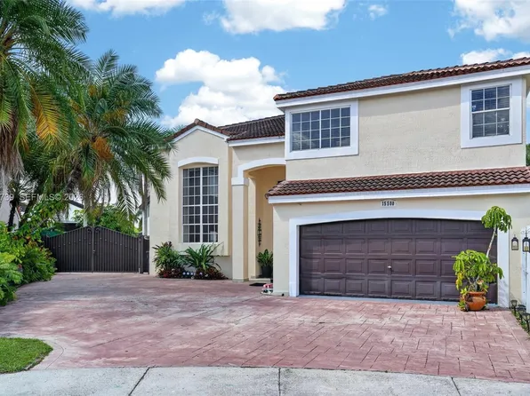 15500 SW 99th Ln, Miami, FL 33196