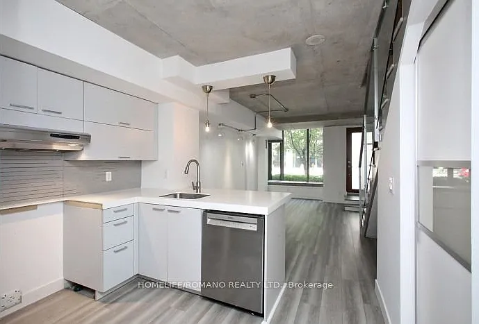 43 Stewart St #104 — Photo 9