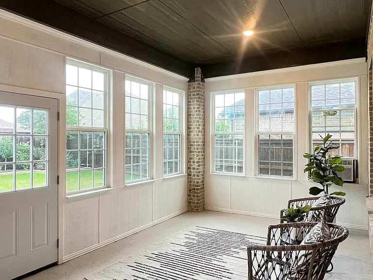 8137 Maybury — Photo 28