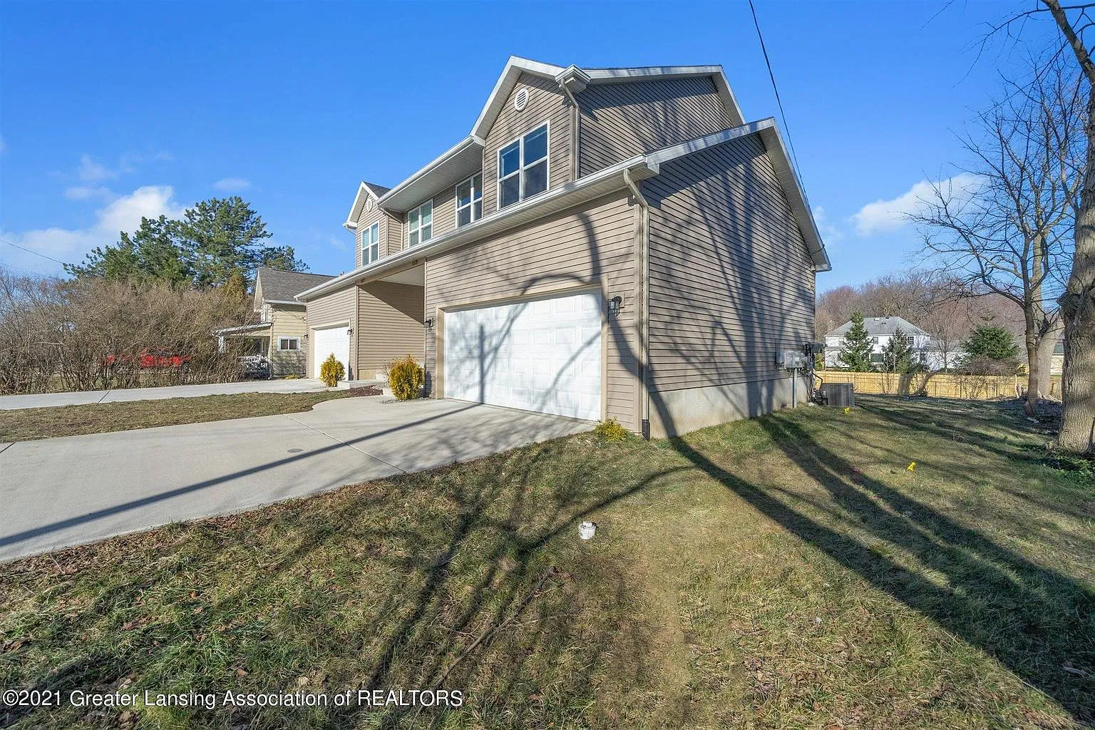 3 bed, 1408 sqft, $1,900 — Photo 3