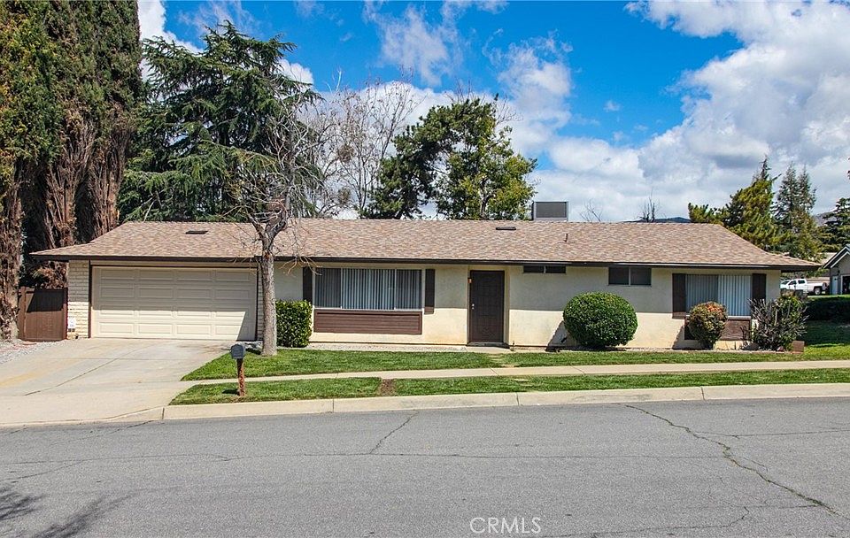 1st image of 35588 Cornell Dr