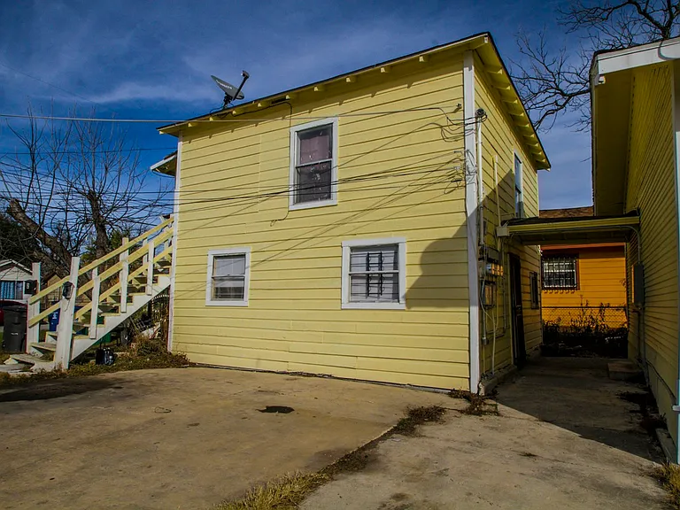 924 Saint James St #3 — Photo 9