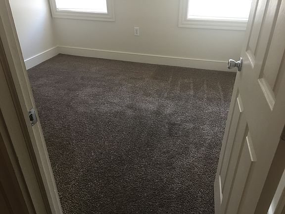 5th image of 731 W Marshall St APT B