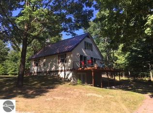 6511 E 26 1/4 Rd, Cadillac, MI 49601