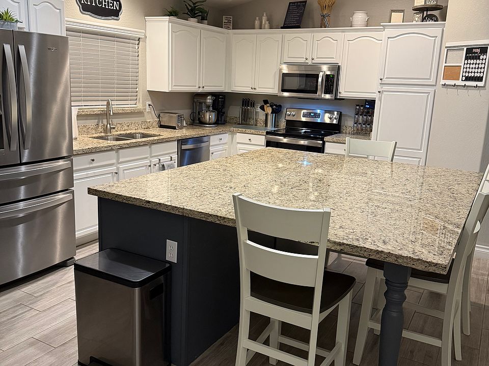 1st image of 3597 E Del Rio Dr