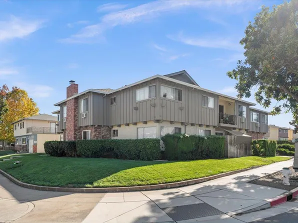 Kirkland Dr, Sunnyvale, CA 94087