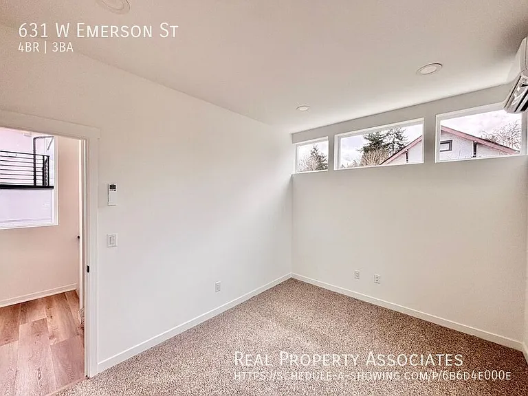 631 W Emerson St — Photo 33