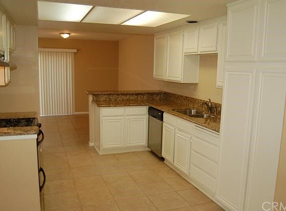 5th image of 2326 Redwood Dr #82
