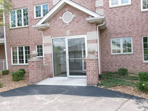 2nd image of 11535 Settlers Pond Way Unit 3B