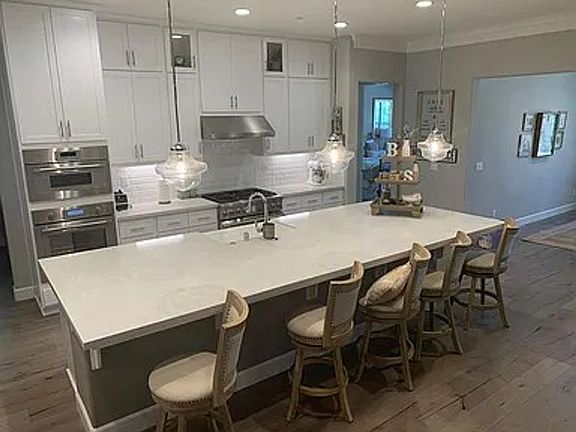 2nd image of 18854 White Moon Dr