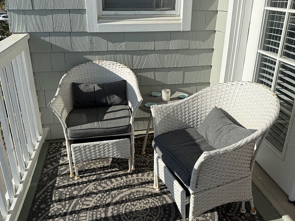 Enjoy the beautiful breezes on front porch.