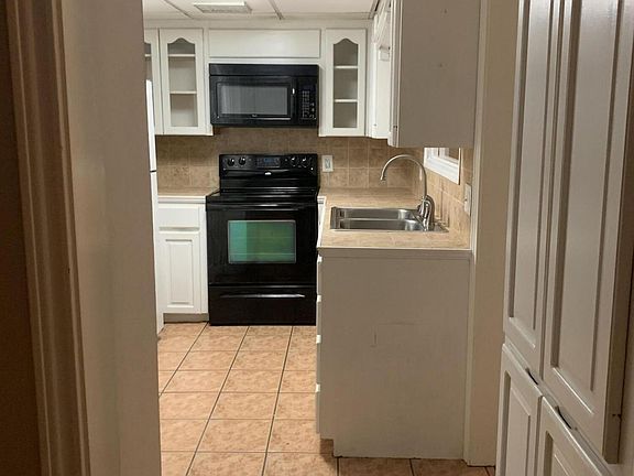2nd image of 1316 Dulles Dr APT G