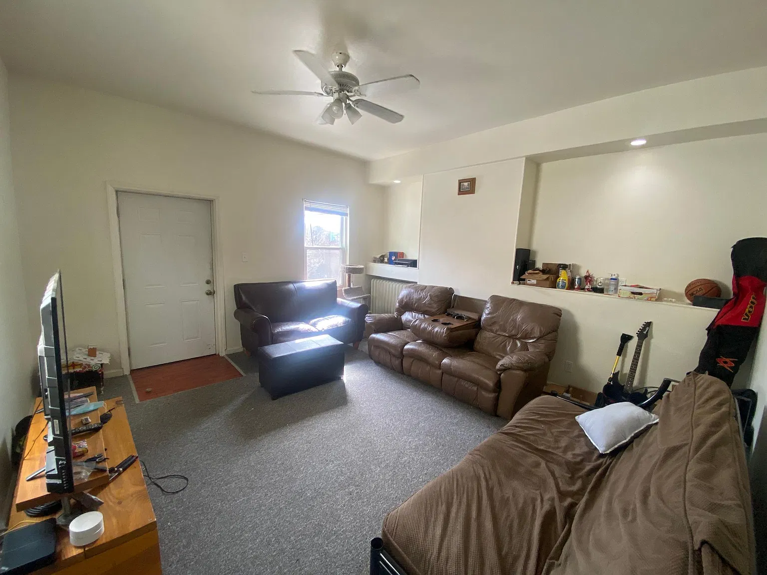 4 bed, 1632 sqft, $2,700 — Photo 4