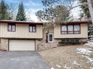 2885 Arcade St, Little Canada, MN 55109