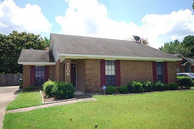 1st image of 7109 S Copperfield Ct