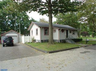 238 D St, Carneys Point, NJ 08069