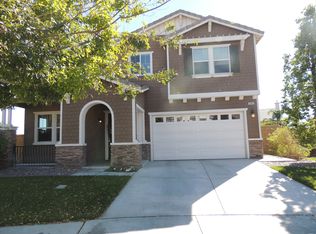 15881 Rock Point Ln, Fontana, CA 92336