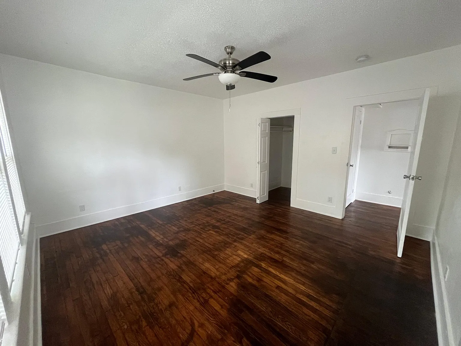 3 bed, 1600 sqft, $1,550 — Photo 2