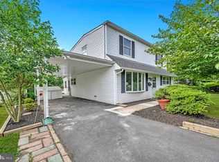 62 Dunmore Ave, Ewing, NJ 08618