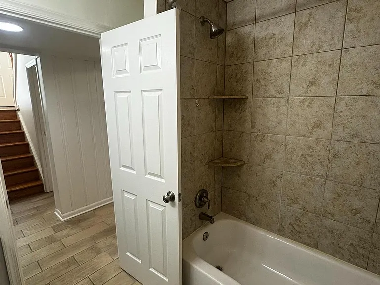 2508 Saint John Pl — Photo 14