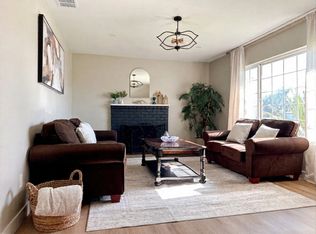 2911 S Spyglass Ct, Ontario, CA 91761