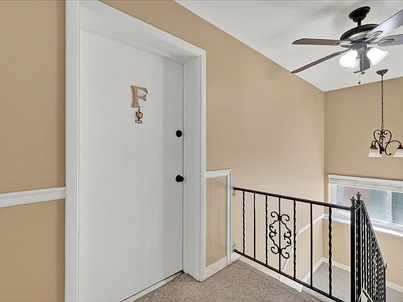 3rd image of 2628 Hope Ave #F