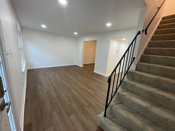 2nd image of 3324 Daytona Dr