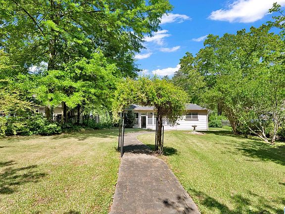 5th image of 522 Ridge Rd