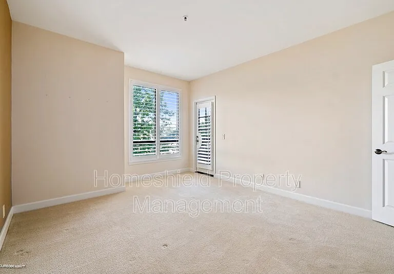 5895 Friars Rd #5211 — Photo 16