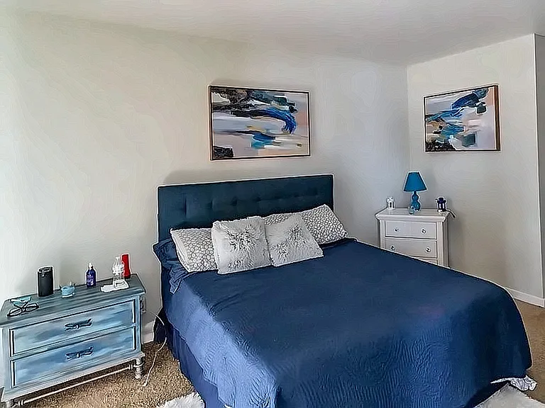 708 Executive Center Dr #12 — Photo 7