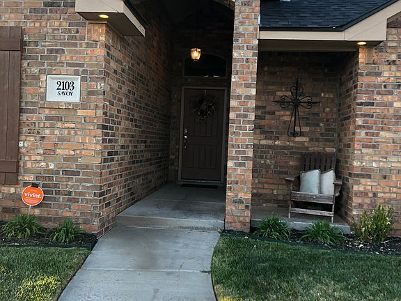 3rd image of 2103 Savoy Dr