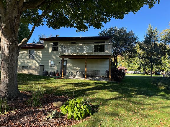 2nd image of 6102 Campus Park Ave SE