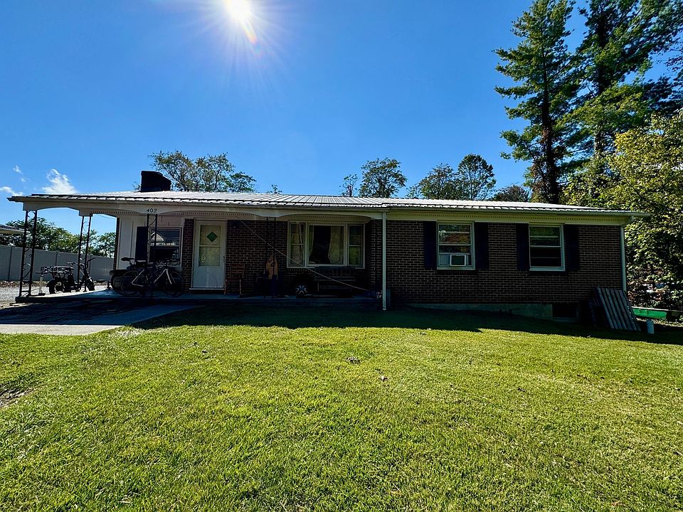 1st image of 402 Willard Dr