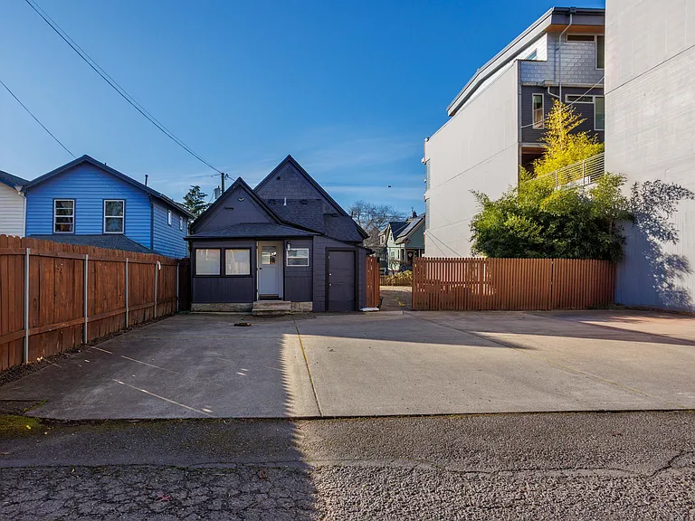 4124 N Mississippi Ave — Photo 6