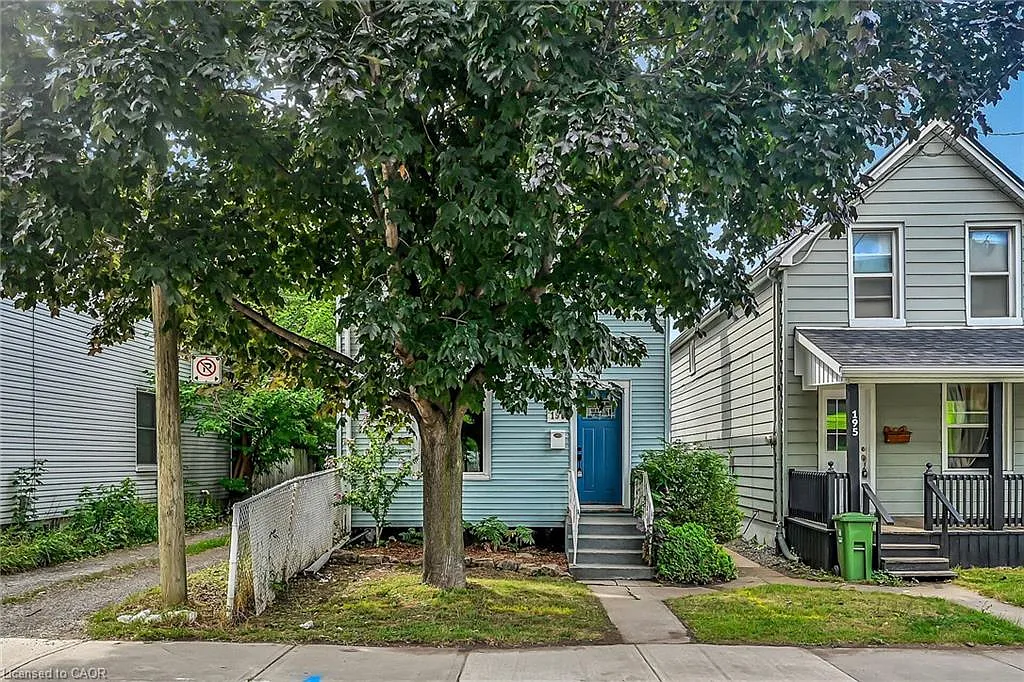 193 Glendale Ave N photo 1