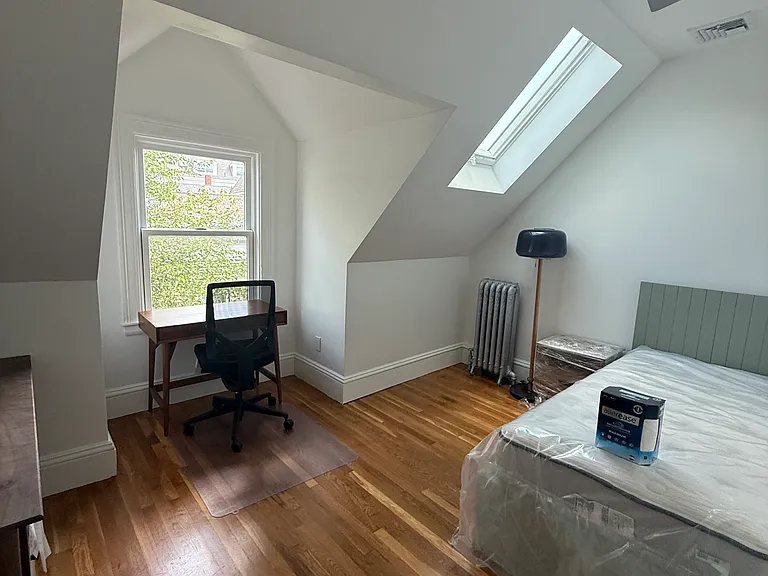 96 Munroe St #2 — Photo 41