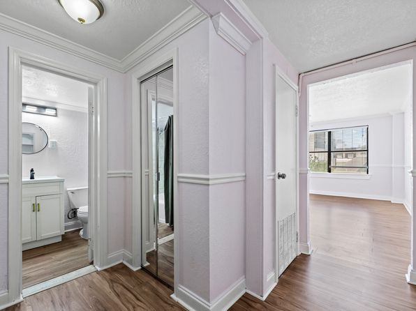 311 W Ashley St APT 414