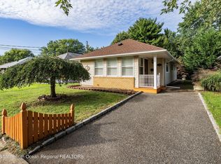 2216 Hovsons Blvd, Toms River, NJ 08753