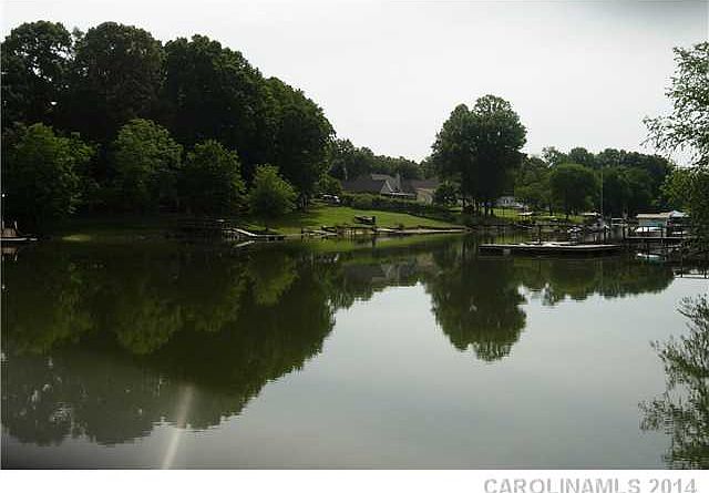 1st image of 4226 Candlewood Dr