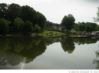 4226 Candlewood Dr, Sherrills Ford, NC 28673