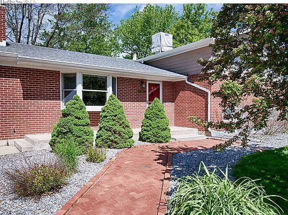 Path to front door