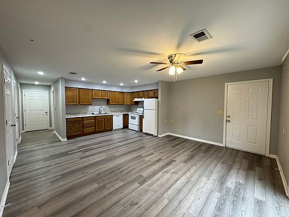 3rd image of 720 E Culton St APT G
