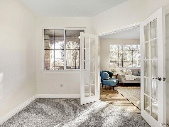 3rd image of 159 Quebec Street #B
