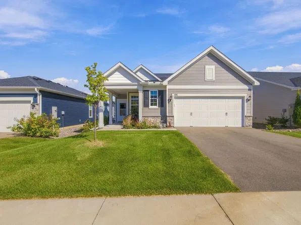 196 Liberty Heights Dr, Chaska, MN 55318