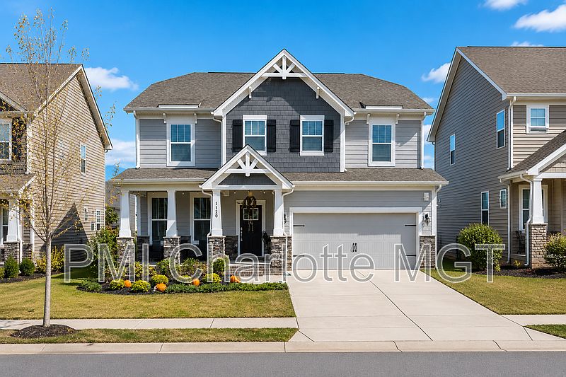 1st image of 1120 Walbury Hl