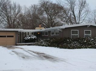714 Whitehall Dr, South Bend, IN