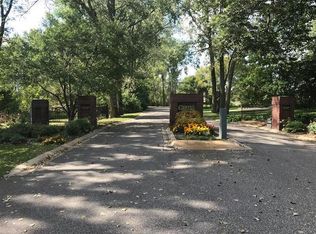 41 Spyglass Pl, White Bear Lake, MN 55110