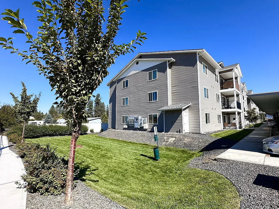 3105 S Assembly Rd #2BY1